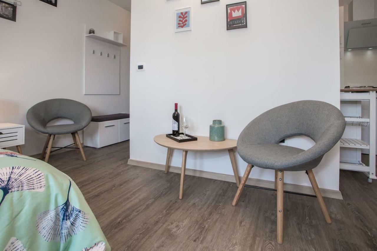 Caprice Studio Apartment Пореч Екстер'єр фото