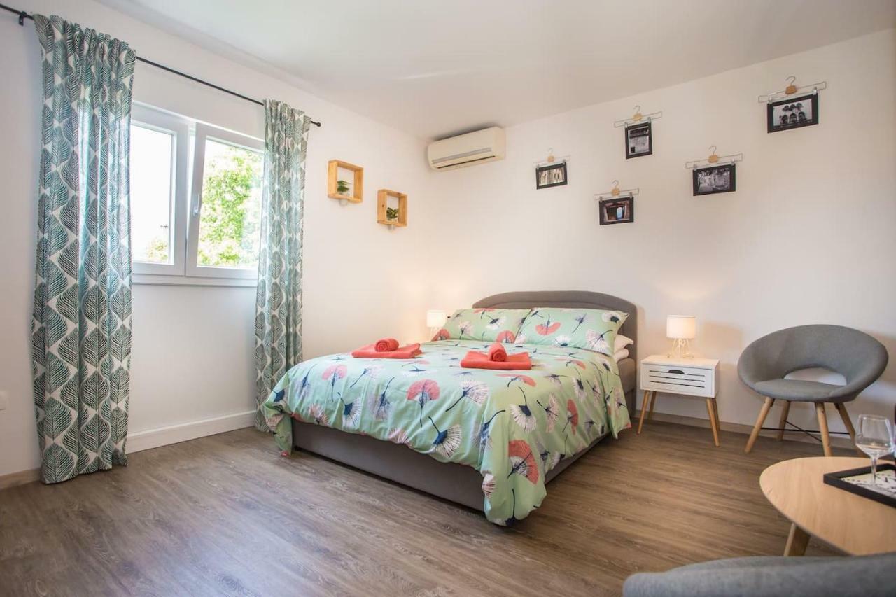 Caprice Studio Apartment Пореч Екстер'єр фото